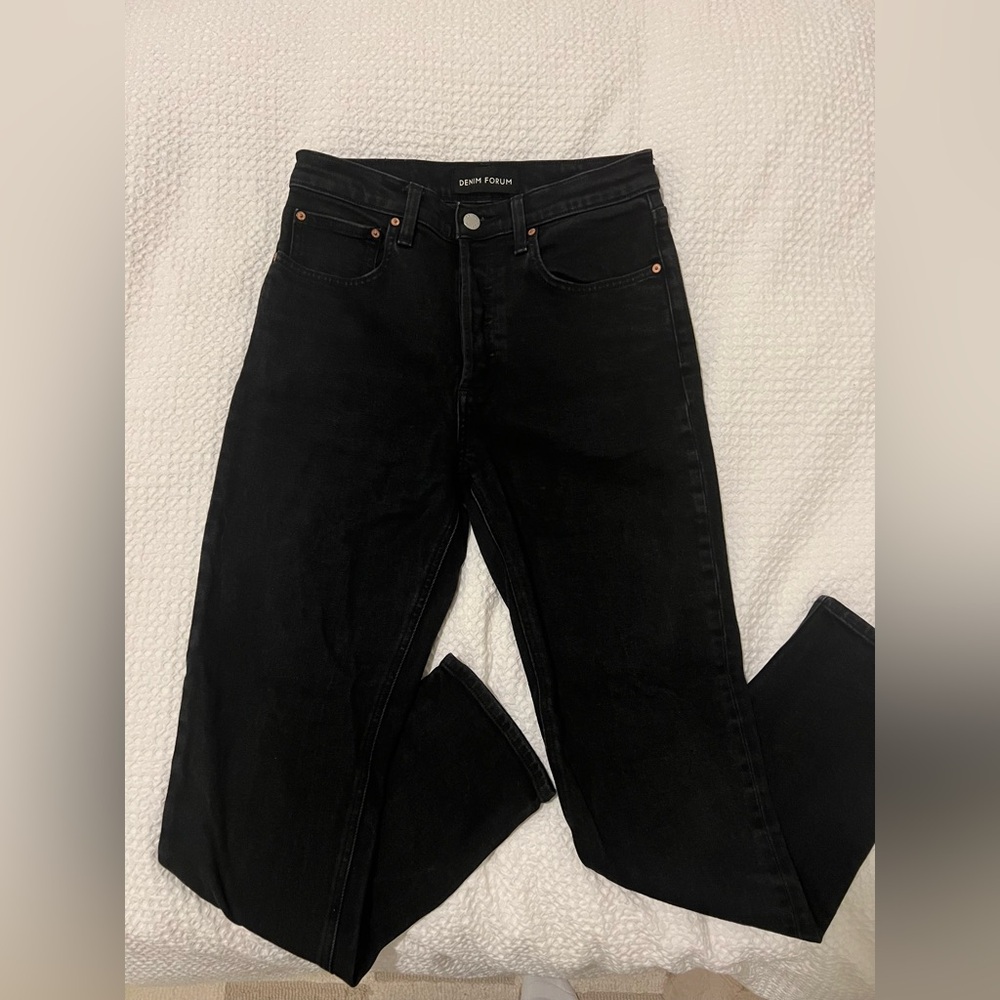 Denim Forum The Yoko High Rise Slim, black. Size 27